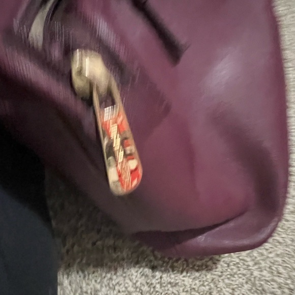 Micheal Kors Bag and Wristlet Set - Picture 12 of 13